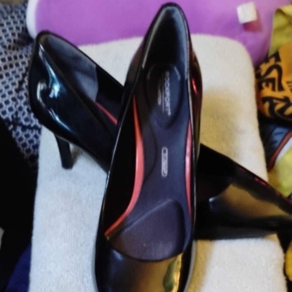 Comfort Plus by Predictions Black Patent Leather Stiletto Heels Rockport